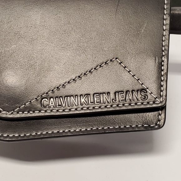 Calvin Klein Jean's 25mm Belt Bag - Picture 3 of 7